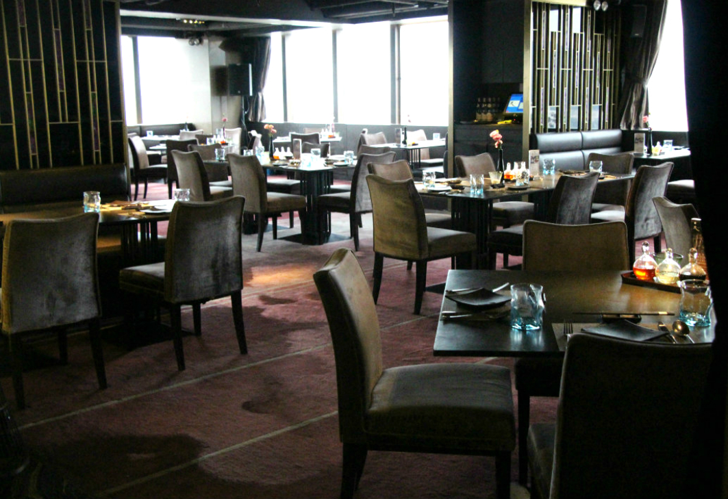 Sky 21 Macau: Dining Area