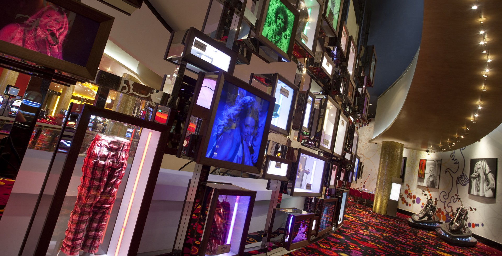 Hard Rock Hotel Gaming Area: Interior