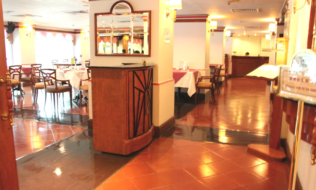 Sintra Restaurant: Interior