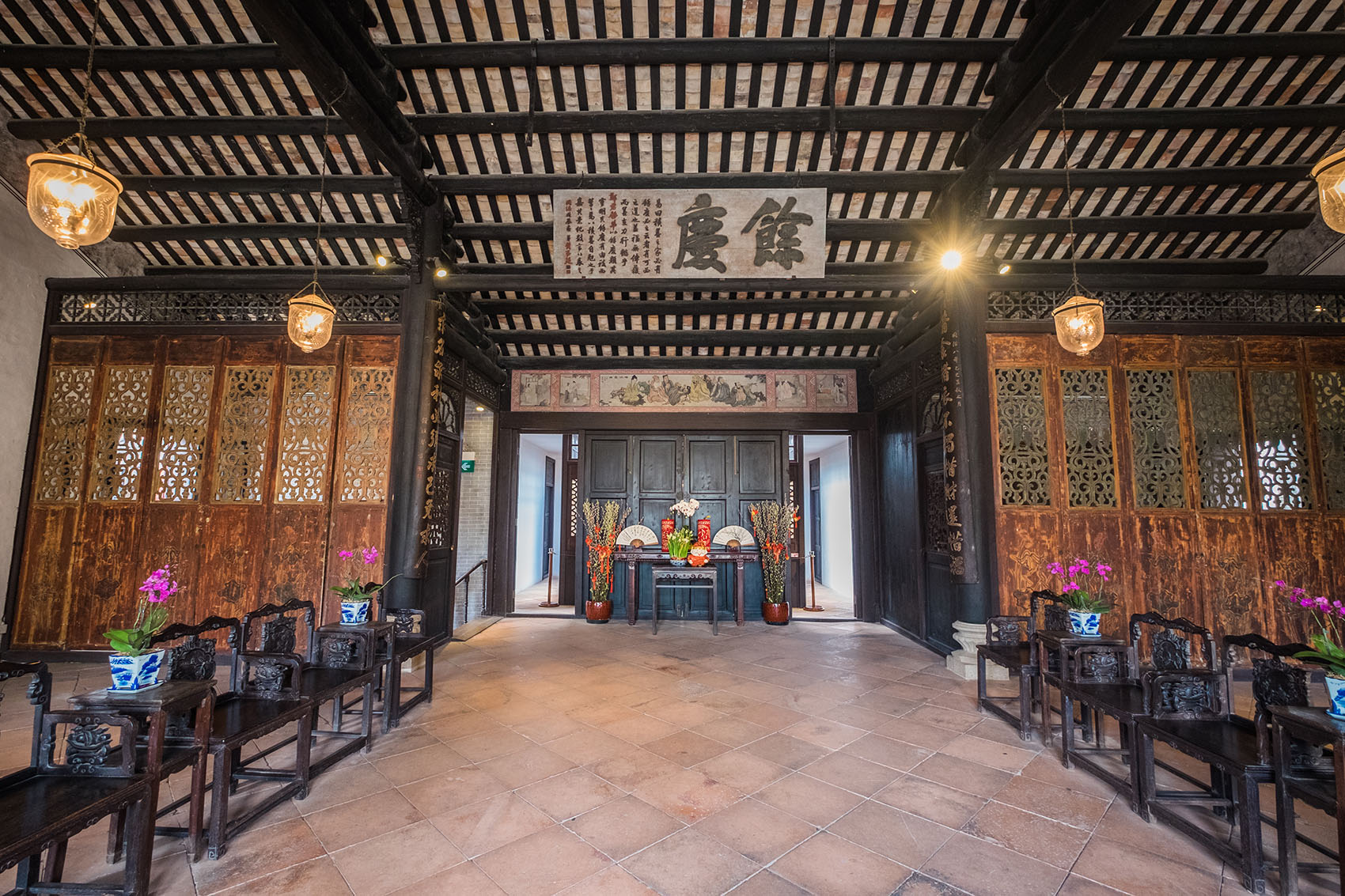 Mandarin's House: Interior