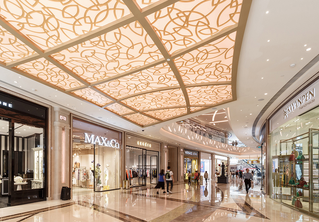 The Promenade Shops at Galaxy Macau: shops